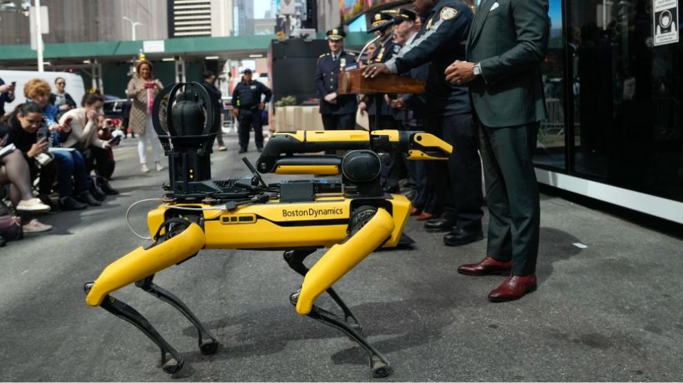 La policía de Nueva York incorpora robots de vigilancia para patrullar las calles de la ciudad